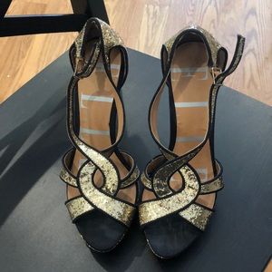 Size 7 Elle Sequin Gold Heels